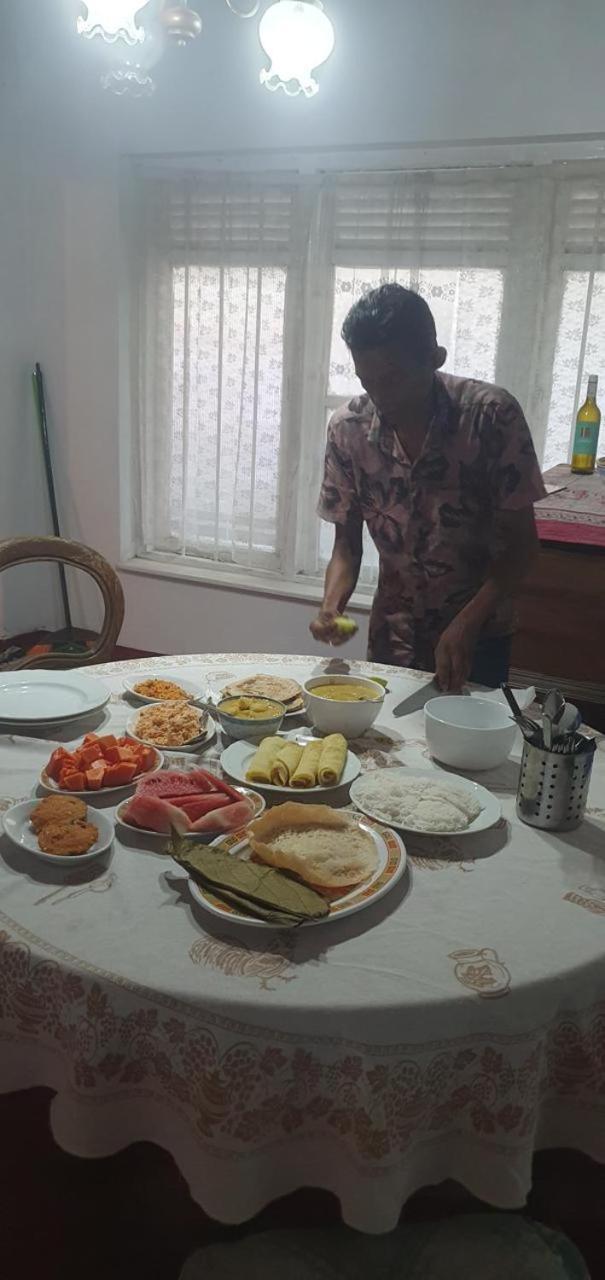 No 06 Veediya Bandara Lane Bahirawakanda Kandy Zewnętrze zdjęcie